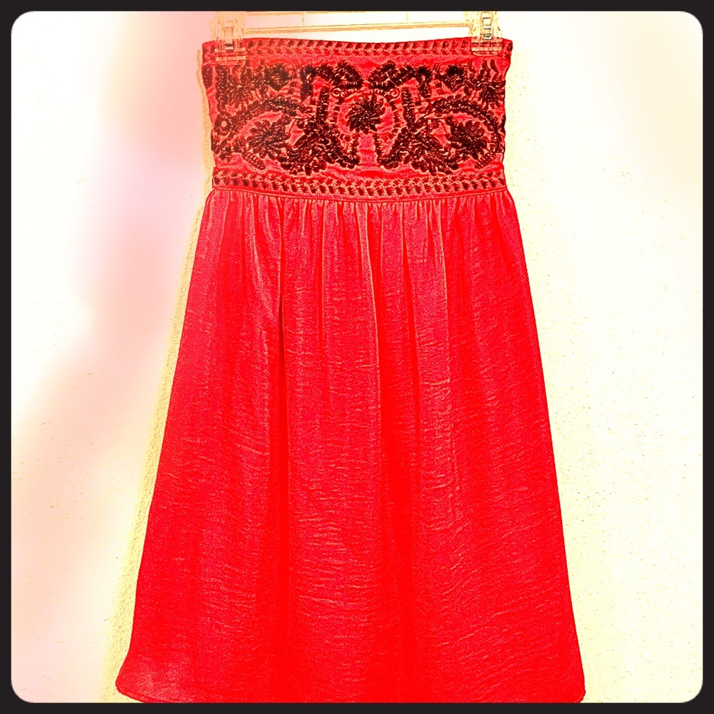 Mini strapless dress